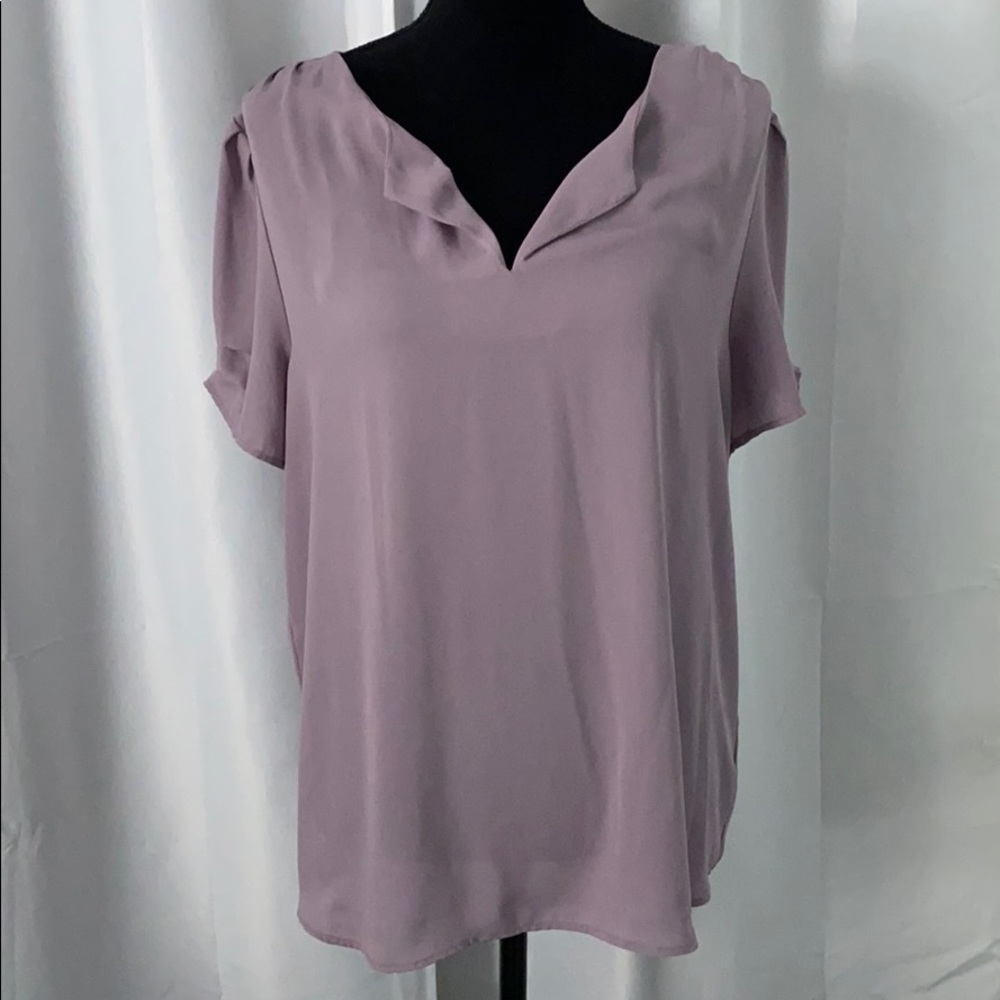 Cute purplish-gray short sleeve blouse